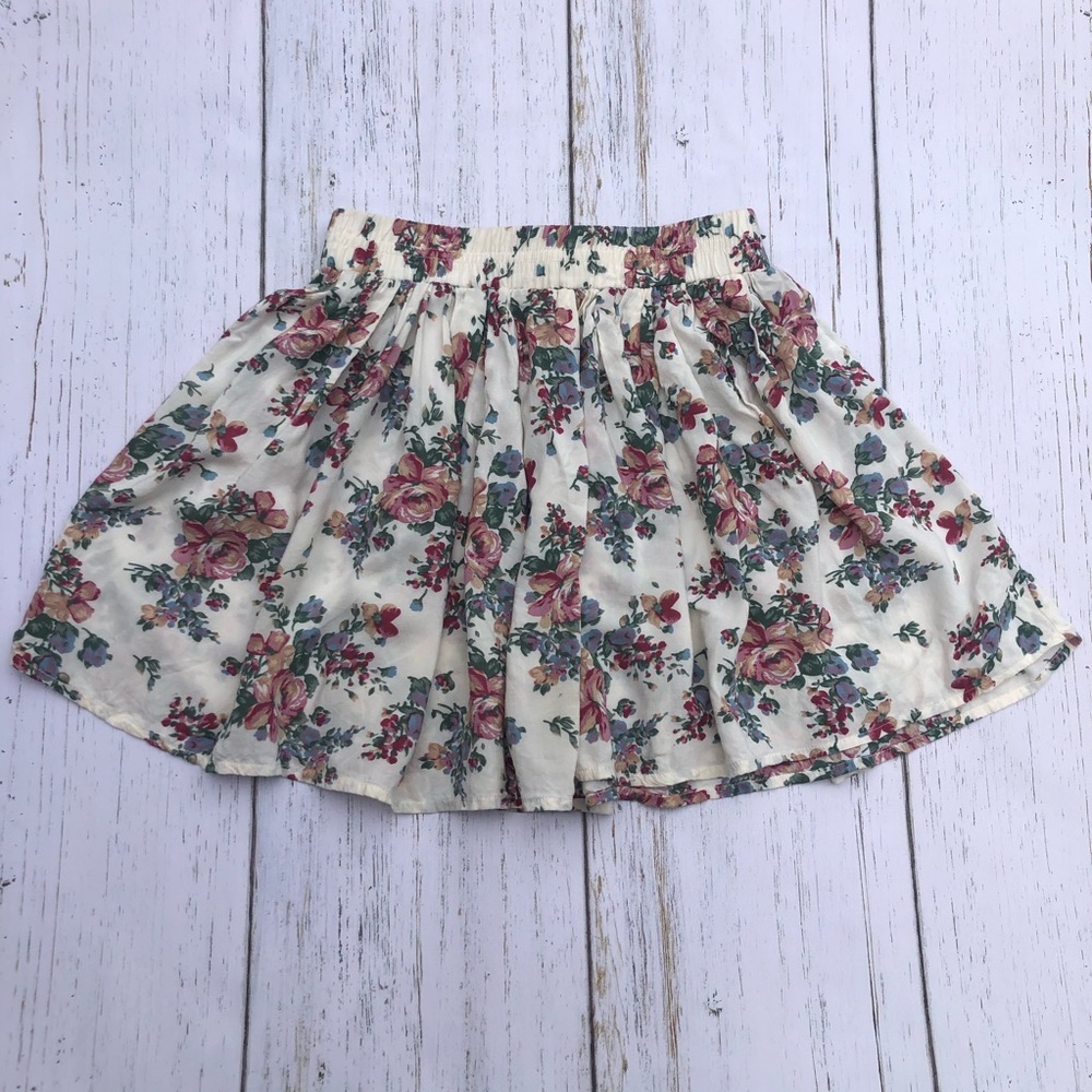 Brandy Melville Floral Skirt